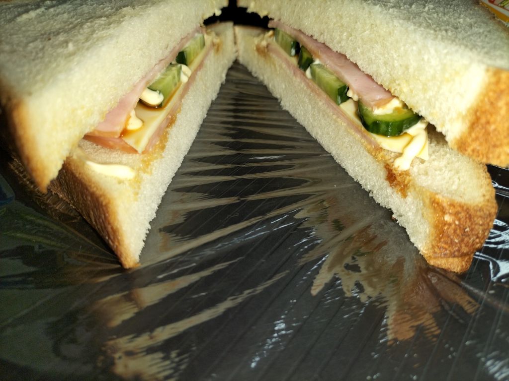 17496819843663279346037547263741