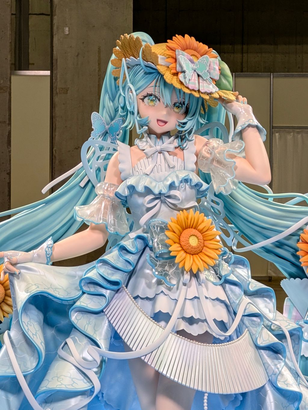 ソナーレちゃんの等身大フィギュアの画像2