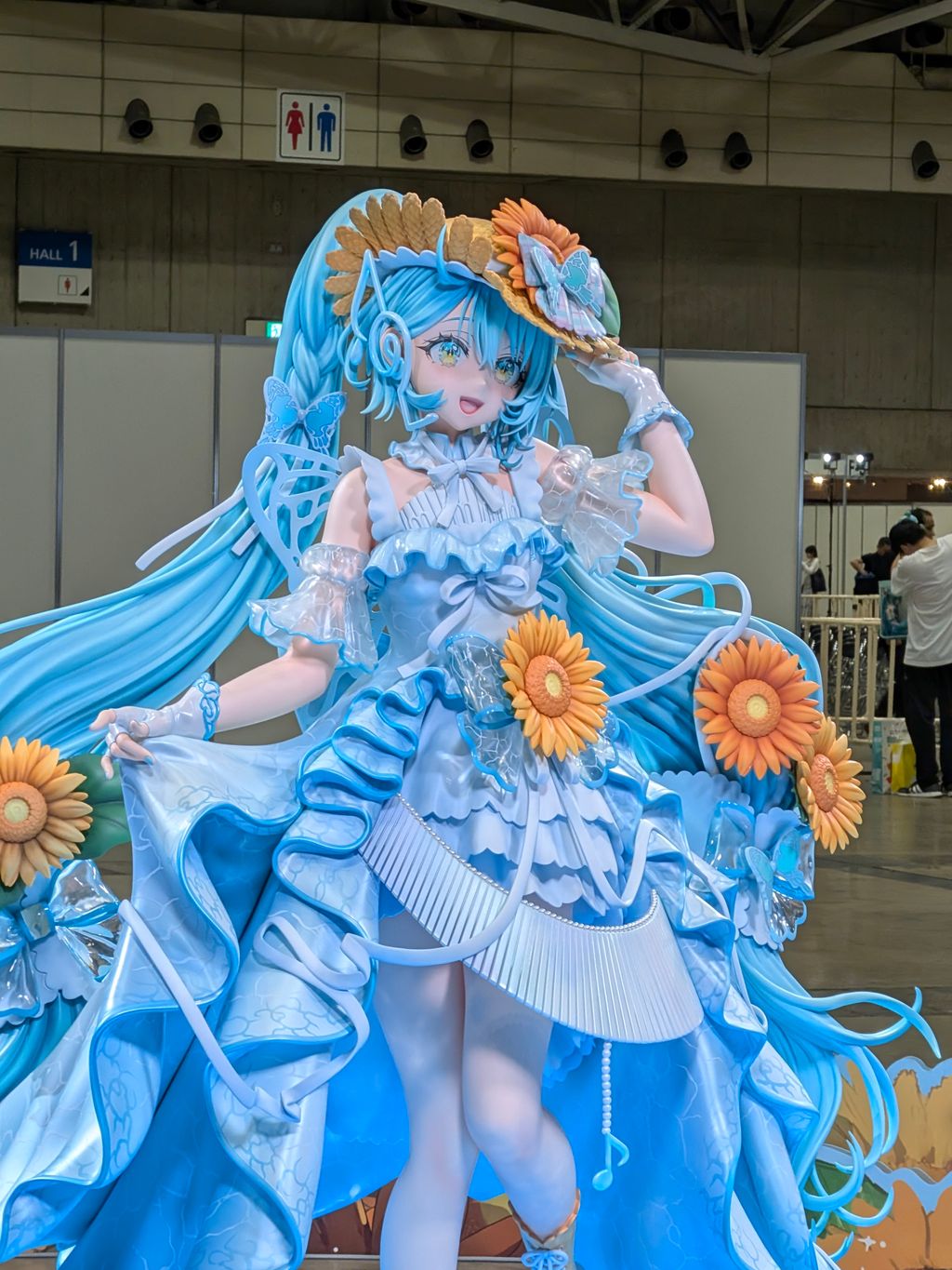ソナーレちゃんの等身大フィギュアの画像5